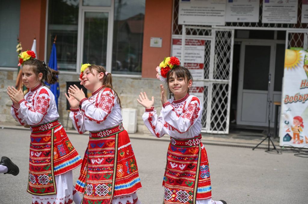 Попътен вятър, мили четвъртокласници! 6