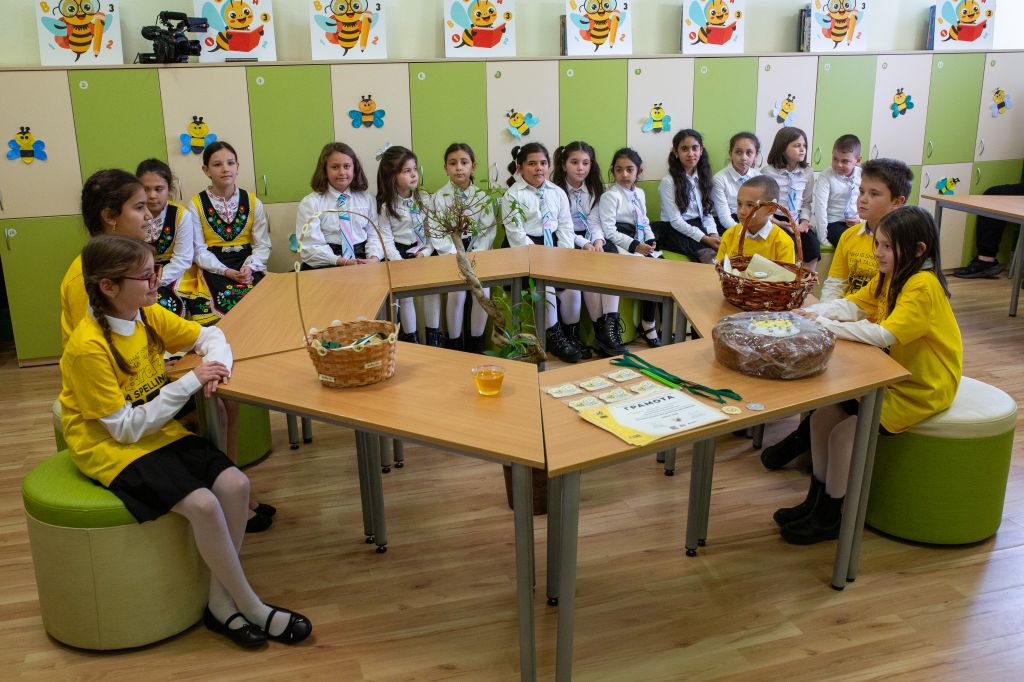 Участие в Националното състезание по правопис на английски език "Spelling Bee Junior" - НУ Станислав Доспевски - Самоков